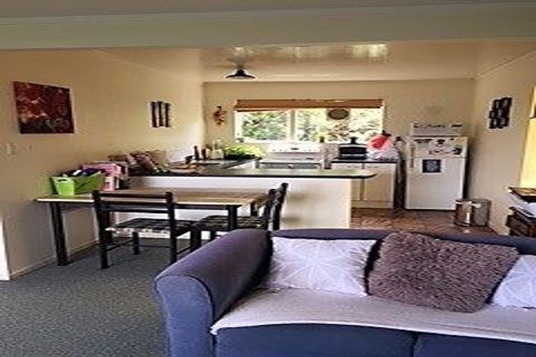 Photo of property in 49 Chartwell Drive, Crofton Downs, Wellington, 6035