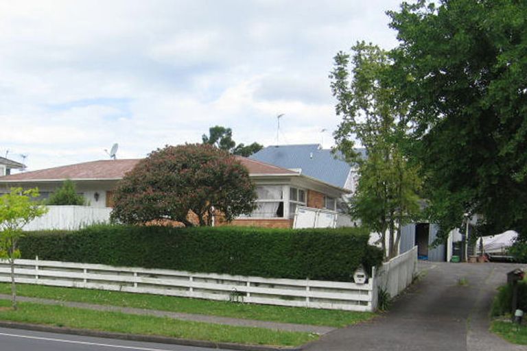 Photo of property in 1/162 Gossamer Drive, Pakuranga Heights, Auckland, 2010
