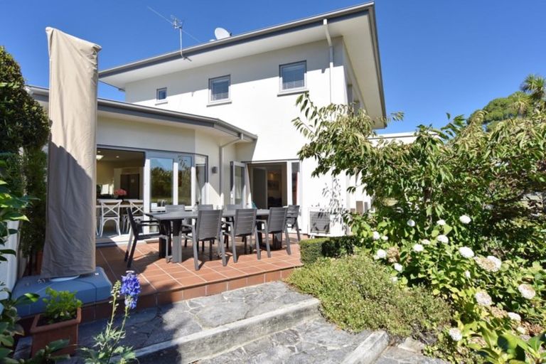 Photo of property in 1a Wai-iti Terrace, Burnside, Christchurch, 8053