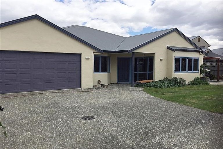 Photo of property in 34a Auckland Road, Greenmeadows, Napier, 4112