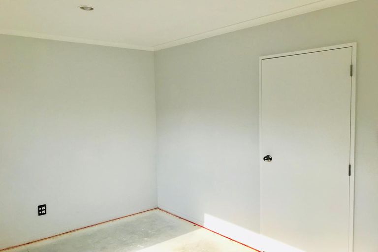 Photo of property in 66 De Havilland Drive, Goodwood Heights, Auckland, 2105