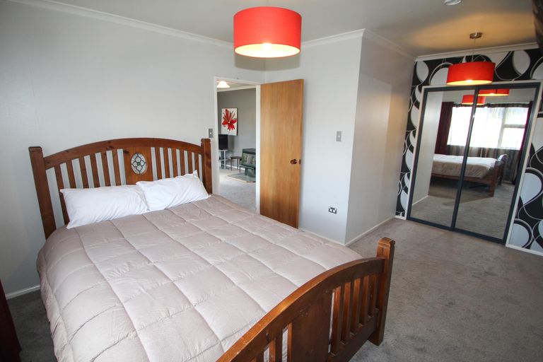 Photo of property in 29 Awamoa Road, Holmes Hill, Oamaru, 9401