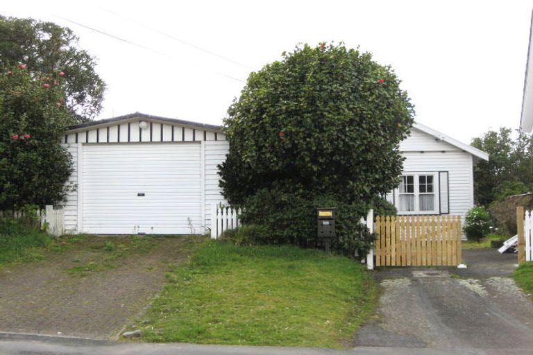 Photo of property in 12 Nottingham Street, Karori, Wellington, 6012