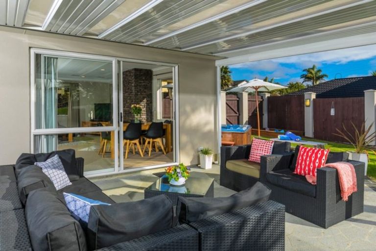 Photo of property in 45 Aberley Road, Schnapper Rock, Auckland, 0632