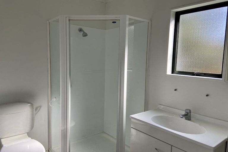 Photo of property in 25 Seaview Crescent, Picton, 7220