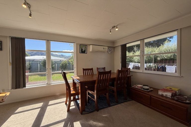 Photo of property in 26 Riversdale Road, Clouston Park, Upper Hutt, 5018