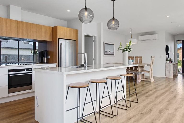 Photo of property in 76 Sutherland Drive, Kaiapoi, 7630