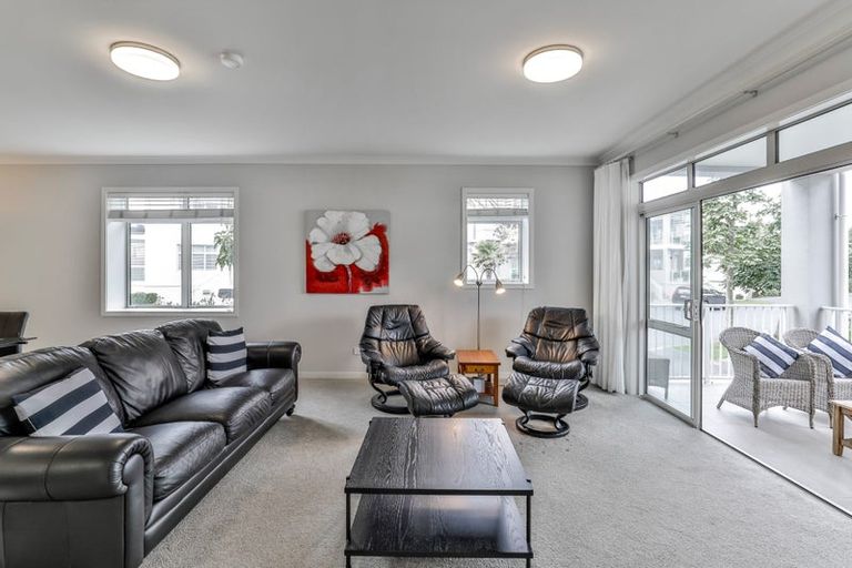 Photo of property in 63 Parkside Drive, Orewa, 0931