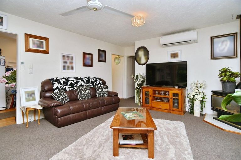 Photo of property in 28 Cowes Street, Avondale, Christchurch, 8061