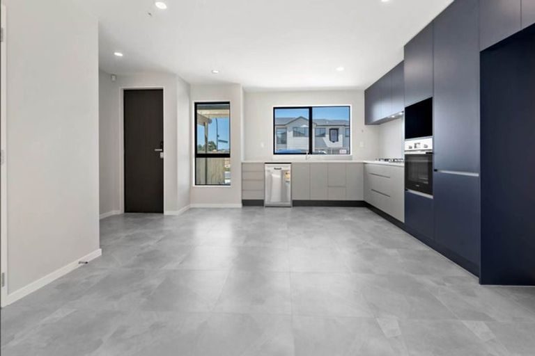 Photo of property in 40 Kaimanawa Road, Karaka, Papakura, 2113