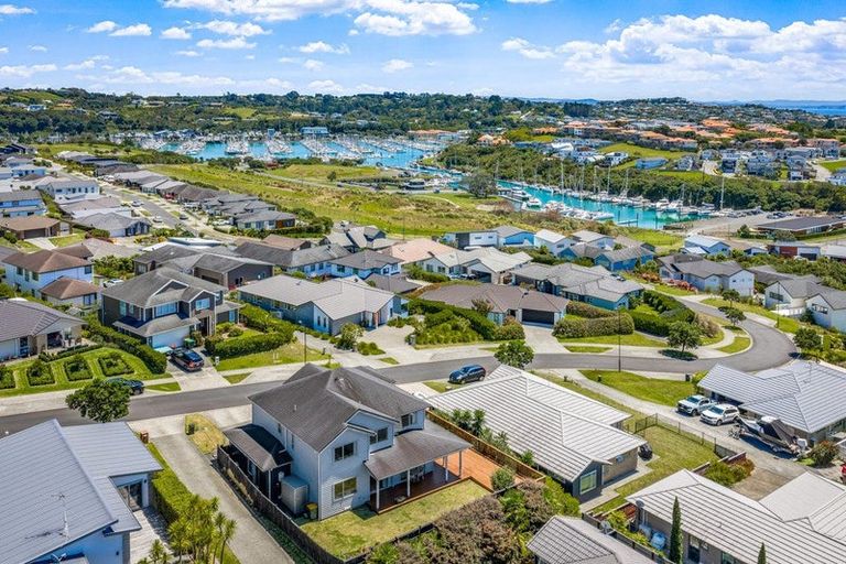 Photo of property in 29 Discovery Drive, Gulf Harbour, Whangaparaoa, 0930