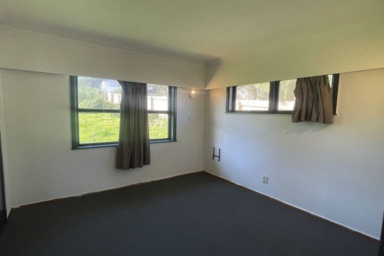 Photo of property in 228 Dominion Road, Red Hill, Papakura, 2110