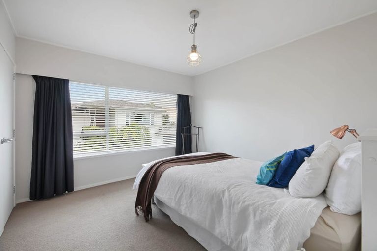 Photo of property in 34 Sunnyhill Crescent, Sunnyhills, Auckland, 2010