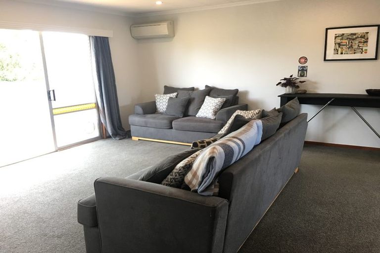 Photo of property in 72b Oram Avenue, New Brighton, Christchurch, 8061