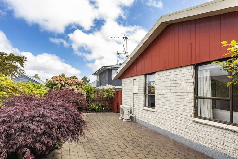 Photo of property in 1/23b Juniper Place, Burnside, Christchurch, 8053