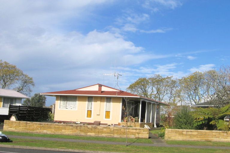 Photo of property in 109 Collins Road, Melville, Hamilton, 3206