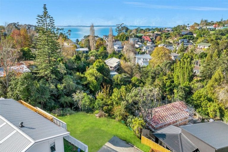 Photo of property in 38a Colmar Road, Mellons Bay, Auckland, 2014