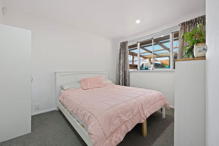 Photo of property in 20b Dale Crescent, Pakuranga, Auckland, 2010