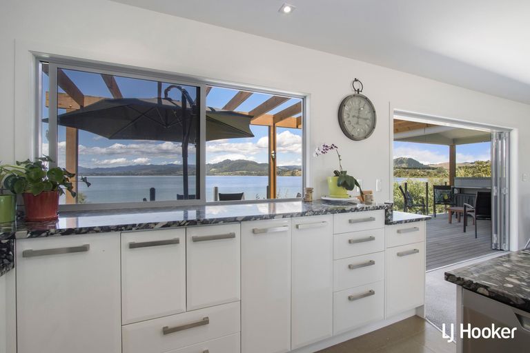 Photo of property in 33a Waione Avenue, Athenree, Katikati, 3177