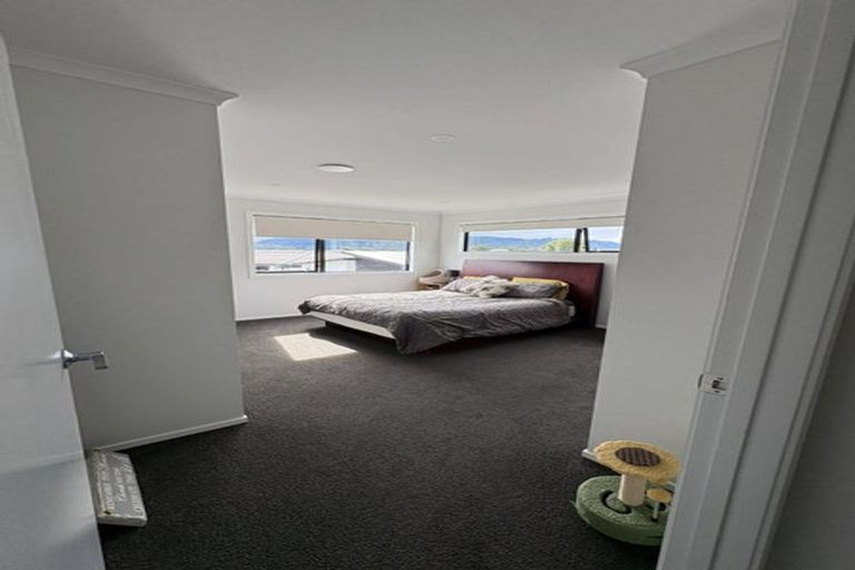 Photo of property in 7 Desert Gold Lane, Wallaceville, Upper Hutt, 5018