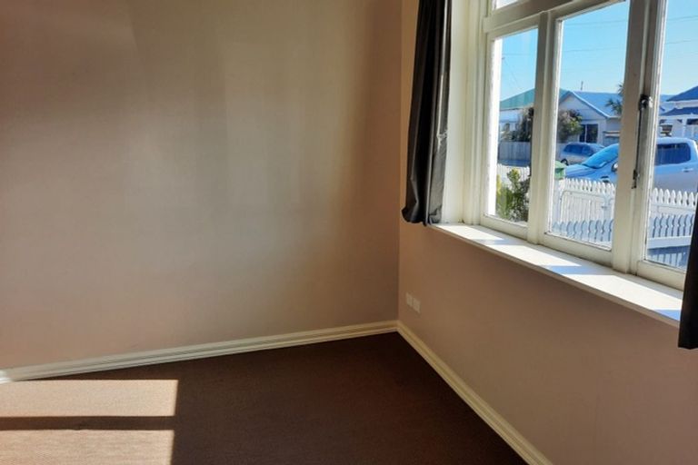 Photo of property in 40 Queen Street, Petone, Lower Hutt, 5012