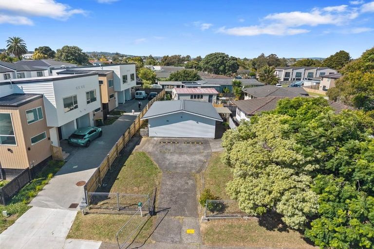 Photo of property in 18 Volante Avenue, Wattle Downs, Auckland, 2103