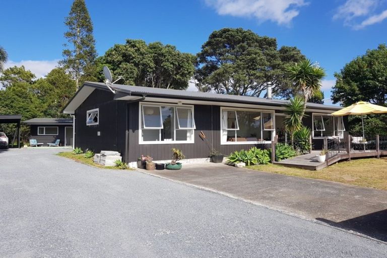 Photo of property in 342 Cove Road, Waipu, 0582