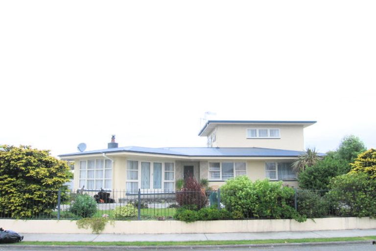 Photo of property in 60 Menin Road, Onekawa, Napier, 4110