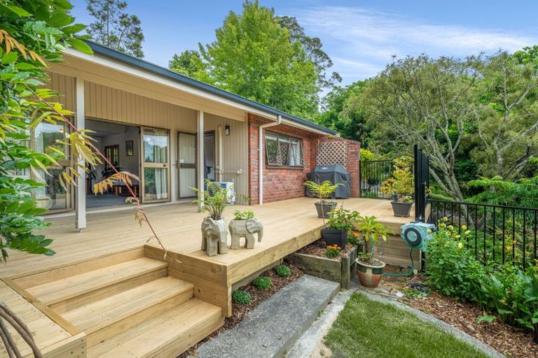 Photo of property in 253 Whitford Road, Shamrock Park, Howick, 2571