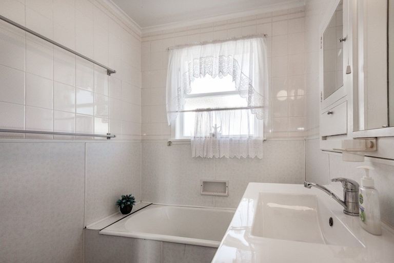 Photo of property in 705 Rainbow Avenue, Parkvale, Hastings, 4122