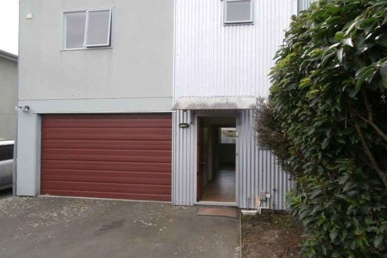 Photo of property in 53 Fairfield Avenue, Addington, Christchurch, 8024