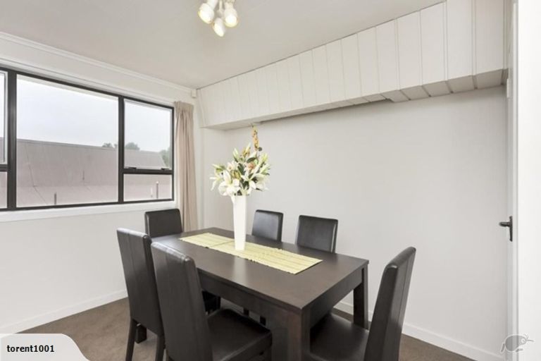 Photo of property in 12 Arizona Grove, Brooklyn, Wellington, 6021