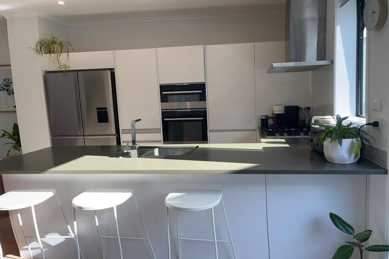 Photo of property in 71 Te Oneroa Way, Long Bay, Auckland, 0630