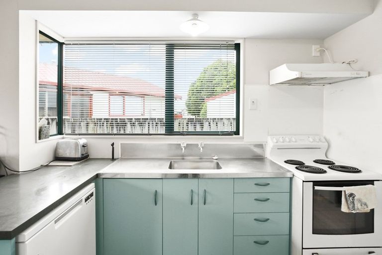 Photo of property in 1 Penney Green, Nawton, Hamilton, 3200