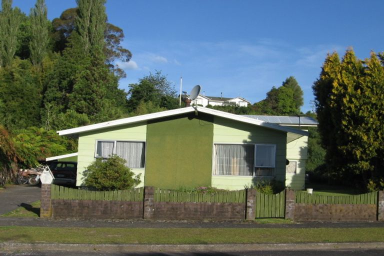 Photo of property in 35 Bullians Avenue, Taumarunui, 3920