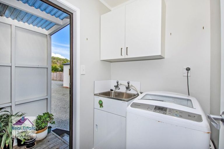 Photo of property in 11 Clark Street, Hikurangi, 0114