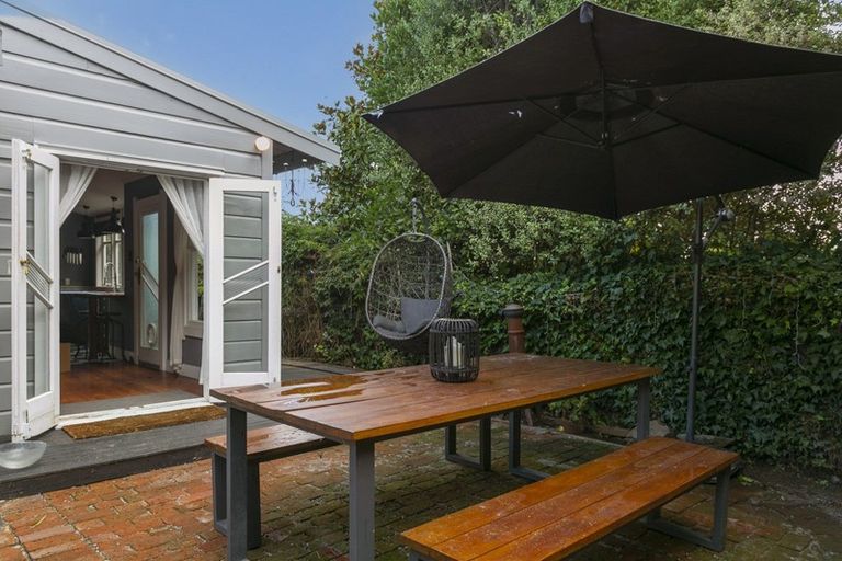 Photo of property in 130 Hyde Avenue, Richmond Heights, Taupo, 3330