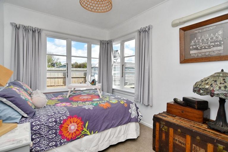 Photo of property in 31 Chamberlain Avenue, Amberley, 7481