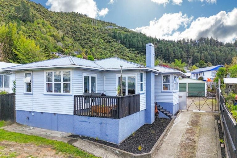 Photo of property in 5 Robin Street, Selwyn Heights, Rotorua, 3015