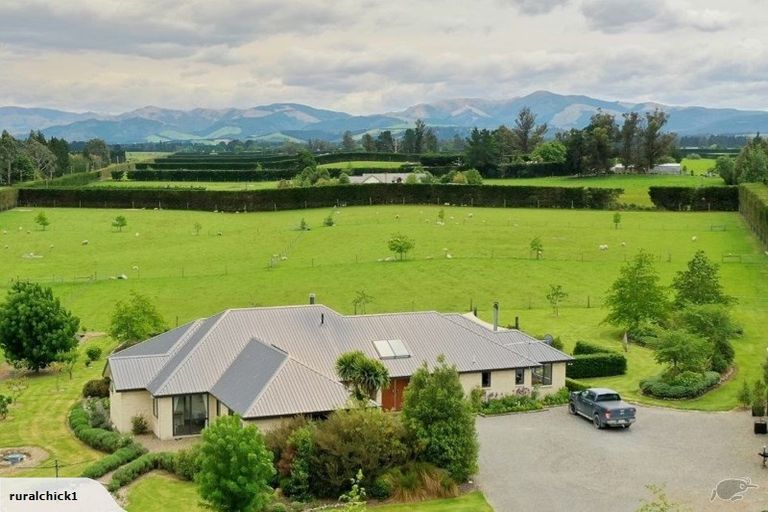 Photo of property in 74 Stonyflat Road, Loburn, Rangiora, 7472