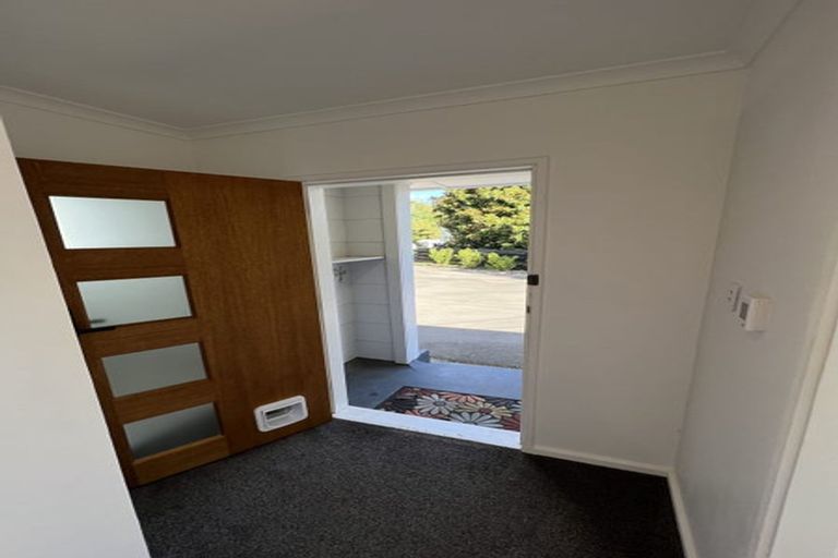 Photo of property in 4/17 Kowhai Street, Naenae, Lower Hutt, 5011
