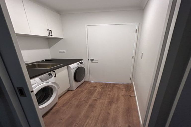 Photo of property in 13 Mcquillan Avenue, Woodend, 7610