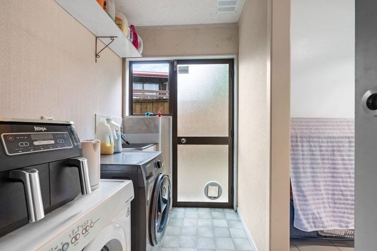 Photo of property in 10 Carew Street, Nawton, Hamilton, 3200