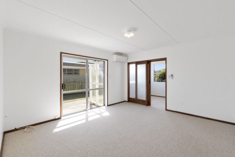 Photo of property in 42 Te Rauparaha Street, Otaki, 5512
