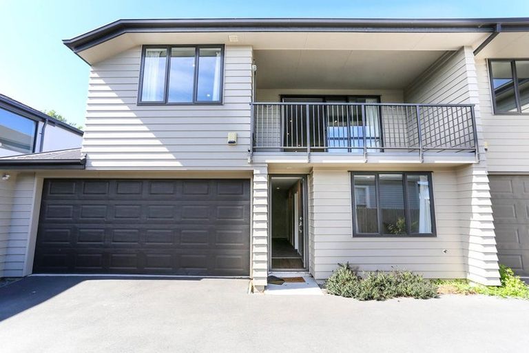 Photo of property in 2/422 Barbadoes Street, Edgeware, Christchurch, 8013