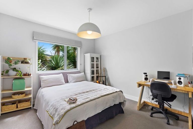 Photo of property in 31 Rauparaha Street, Waikanae Beach, Waikanae, 5036
