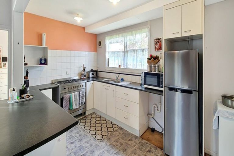 Photo of property in 22 Criterion Street, Bulls, 4818