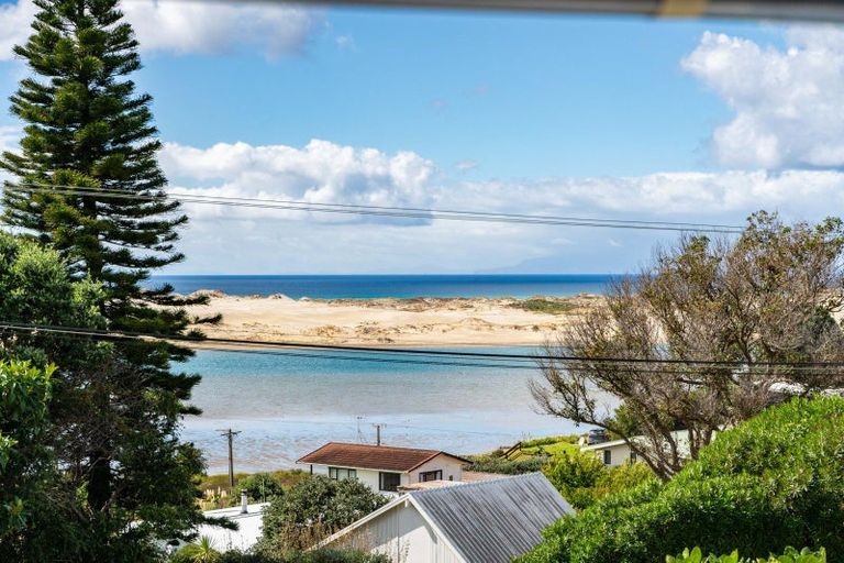 Photo of property in 34 Cheviot Street, Mangawhai Heads, Mangawhai, 0505