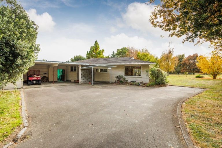 Photo of property in 660b Roberts Line, Kelvin Grove, Palmerston North, 4470