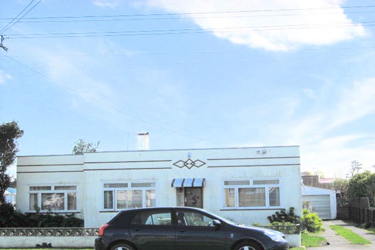 Photo of property in 76 Puriri Street, Gonville, Whanganui, 4501